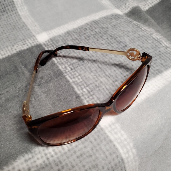 Michael Kor Sunglasses - Picture 6 of 9